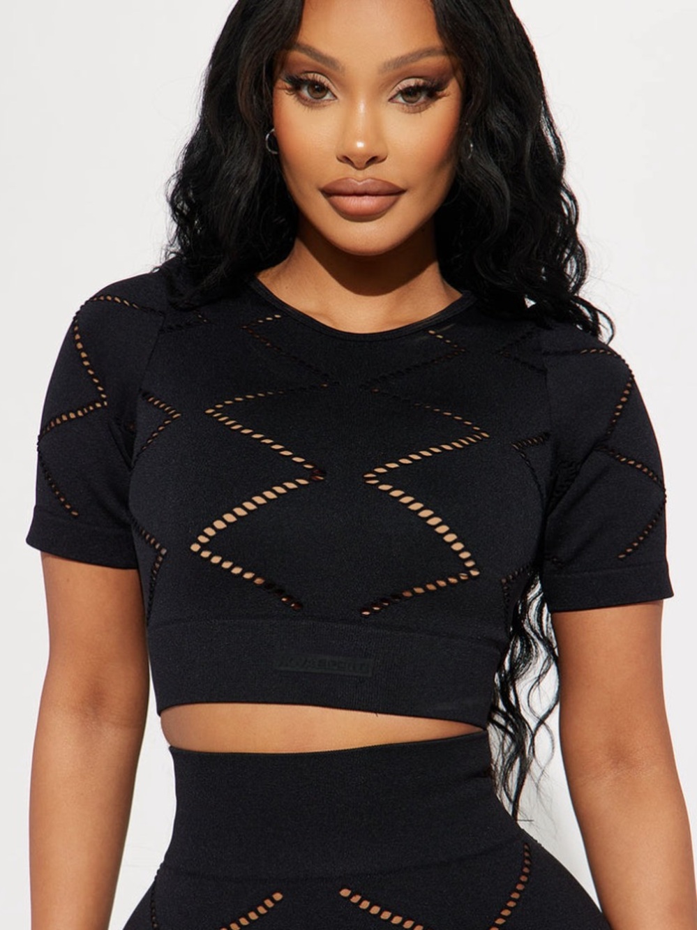 Women’s Fashion Nova Diamond Girl Seamless Short Sleeve Top Size L Black BNWT